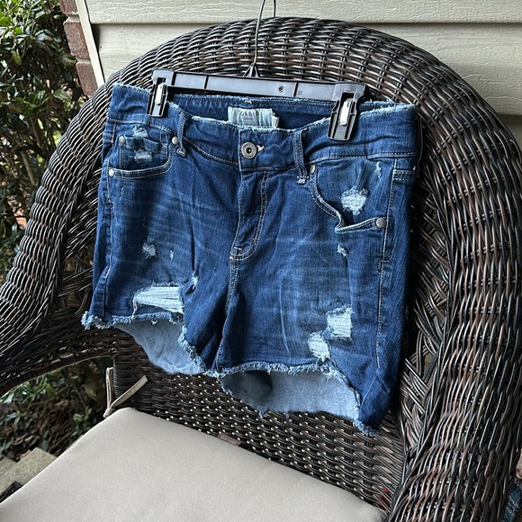 Torrid 3.5 Inch Vintage Stretch Mid-Rise Short 12 - Picture 2 of 12
